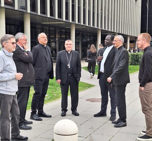 Kardinal Bozanić posjetio HKS u pripravi za 20. obljetnicu osnutka